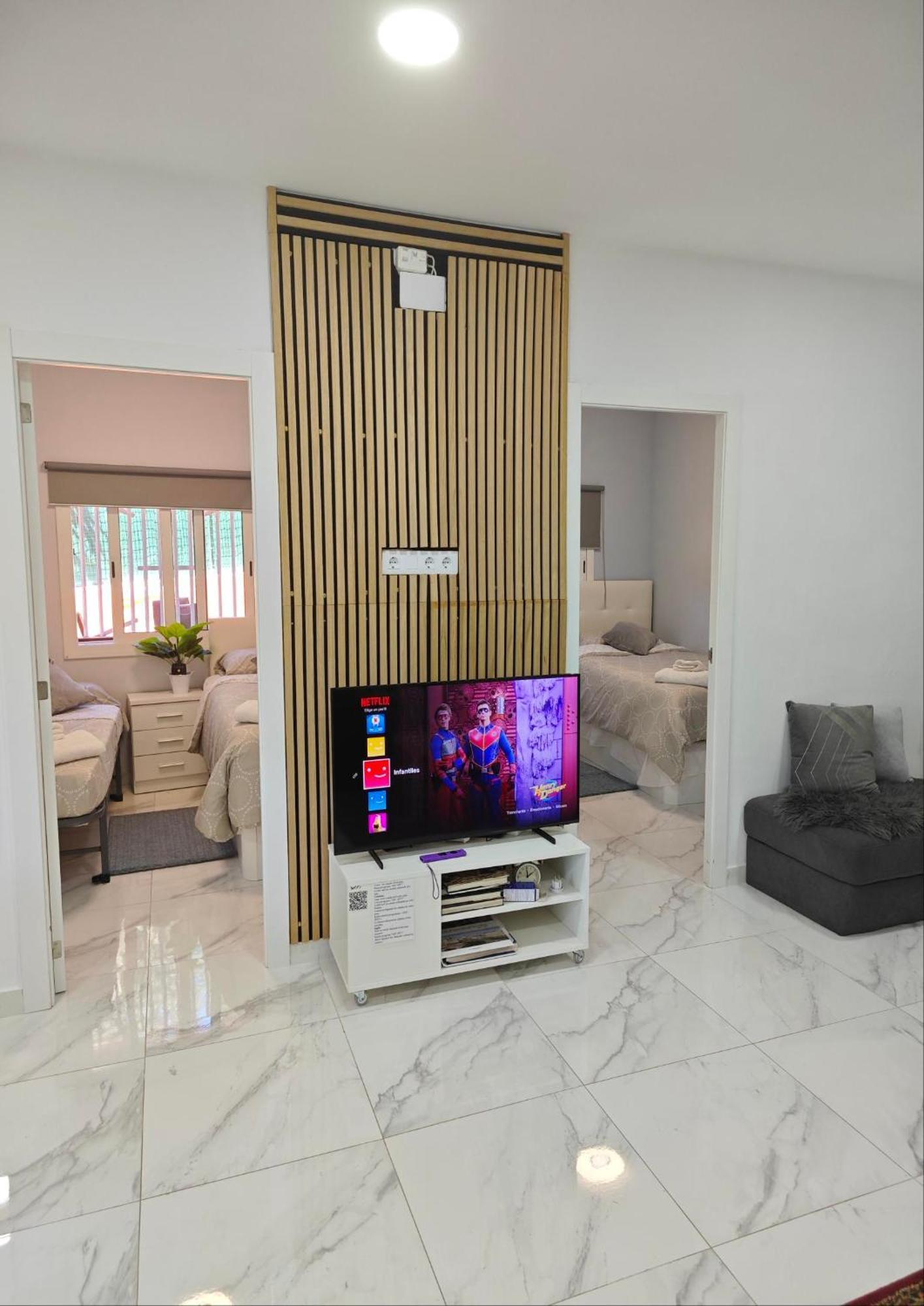 Relax House Barcelone Villa Sant Esteve Sesrovires Buitenkant foto