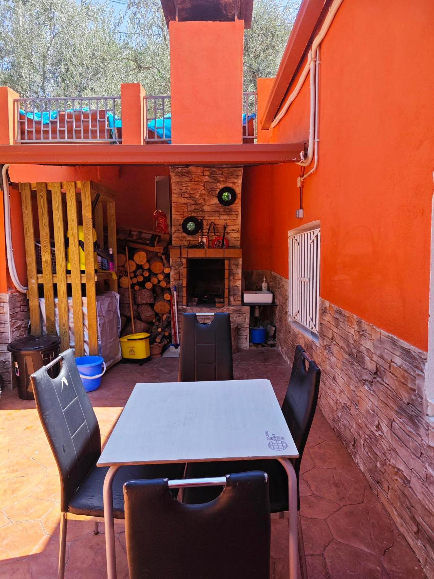 Relax House Barcelone Villa Sant Esteve Sesrovires Buitenkant foto